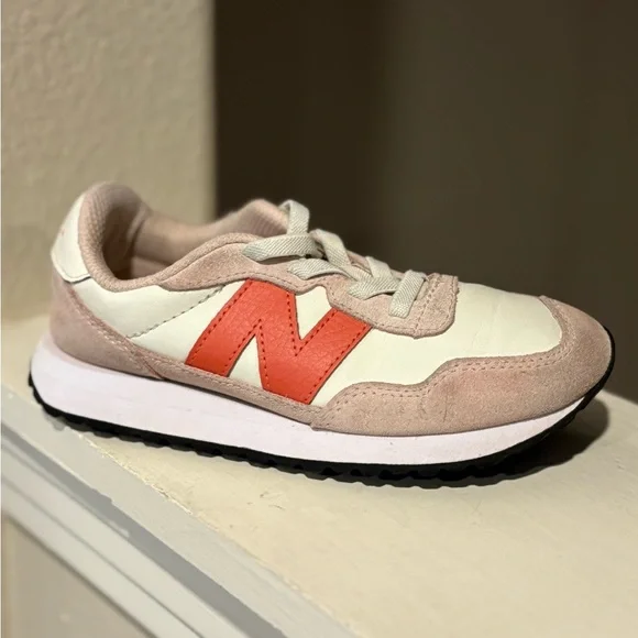New Balance 237 Pink White Casual Sneaker Toddler Girls Size 13 - Picture 2 of 9